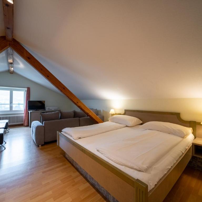 Hotel La Perla - Comfort Family Room-Villa Giuliano - 2