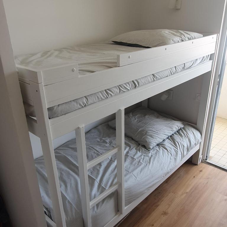 Oceanes appartement vue mer - Two-Bedroom Apartment - 9