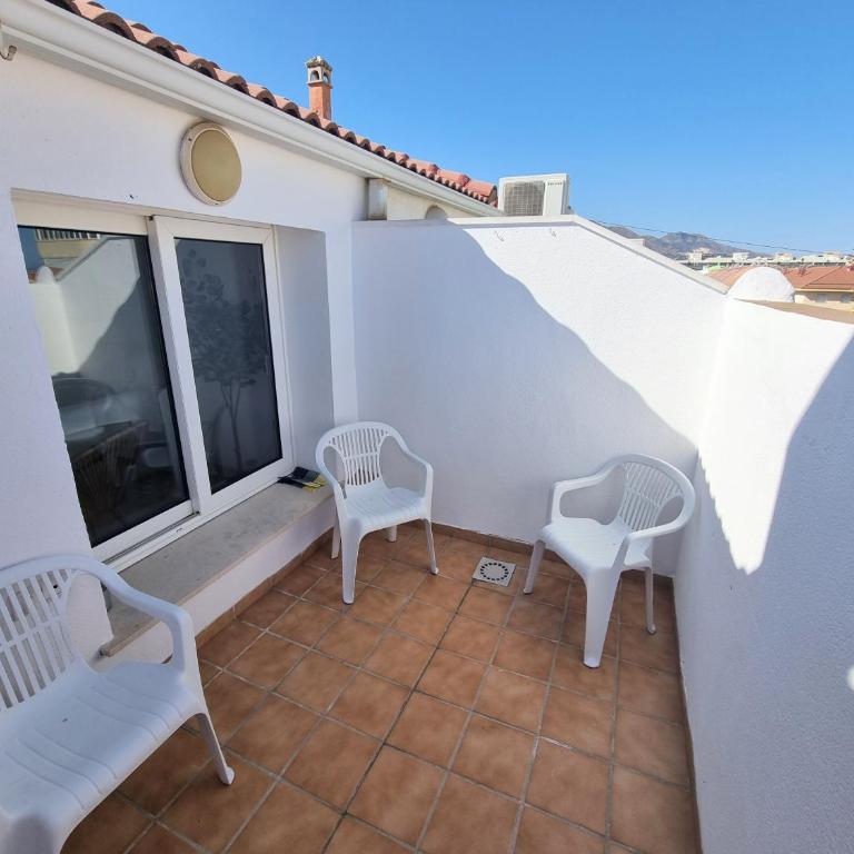 Los Olivos Beach and Pool Apartment - Two-Bedroom Apartment - 6