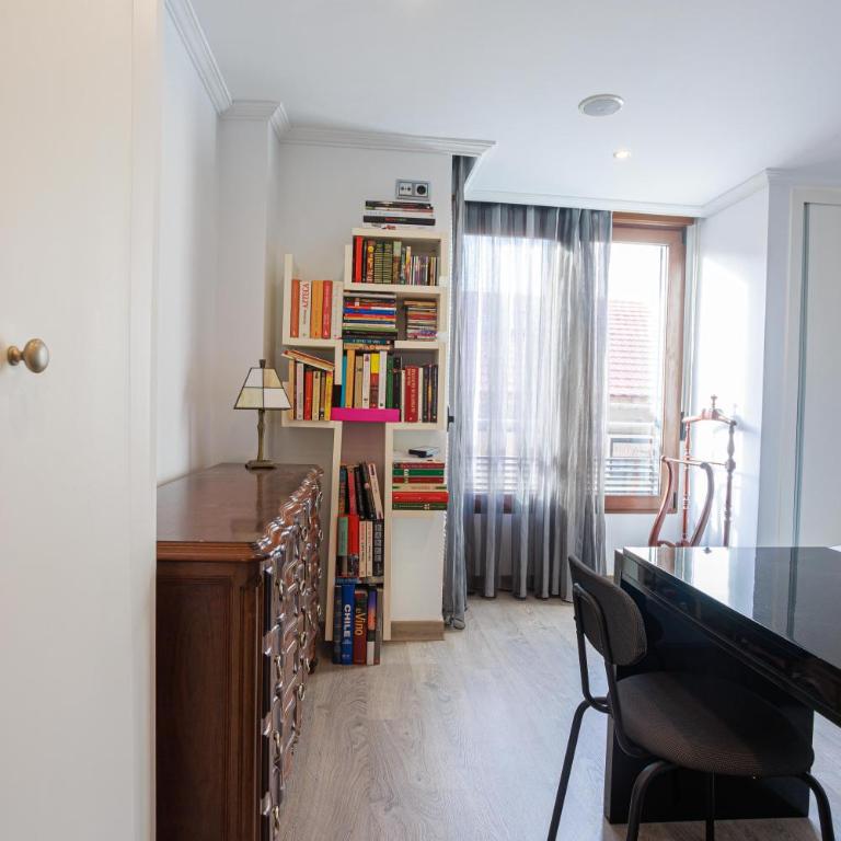 Casas349h Explanada Alicante - Apartamento de 3 dormitorios con vistas al puerto - 9