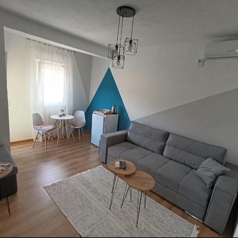 Luna APARTMANI - One-Bedroom Apartment - 2