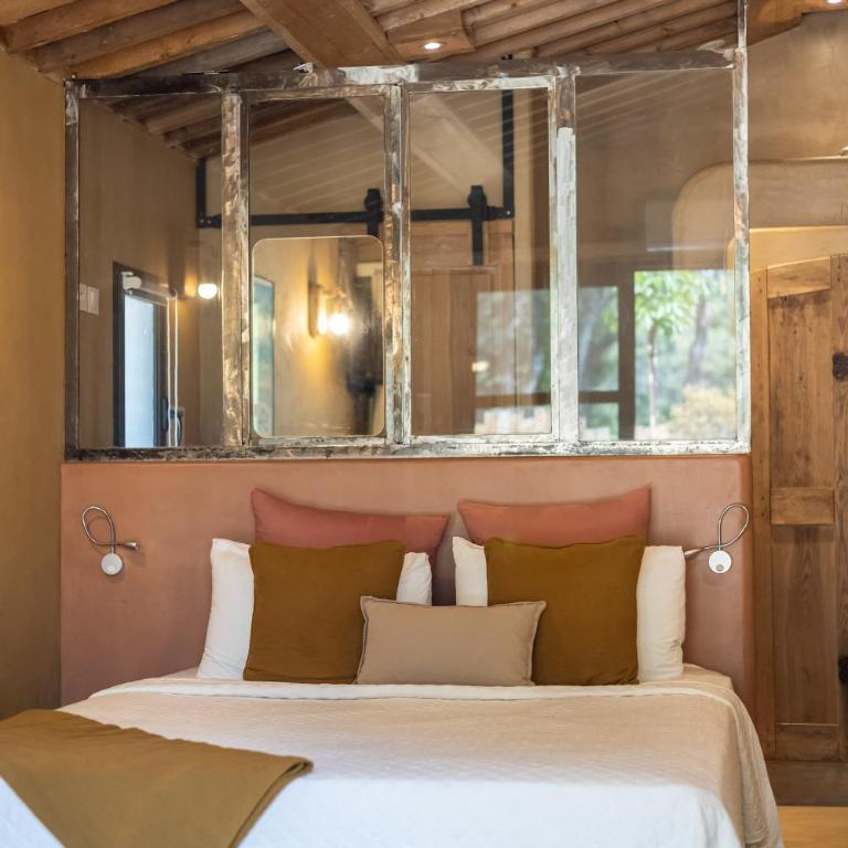 Les Pieds Tanqués - Chambres d'hôtes - Calanque à pieds - Chambre Standard Lit Queen-Size - 22