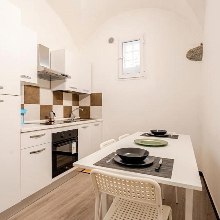 The First Porta Soprana Prione - Appartamento con 2 Camere da Letto - 16