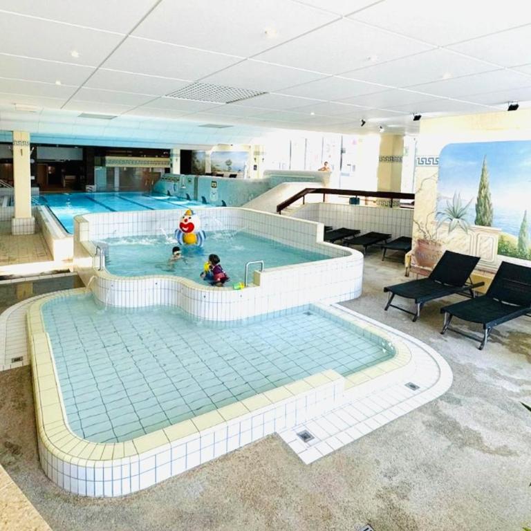 Ferienwohnung Schönblick inklusive Hallenbad, Sauna, Außenpool & Fitnessstudio, familienfreundlich ausgestattet, großes 2-Zimmer-Apartment - Apartment mit 2 Schlafzimmern - 22