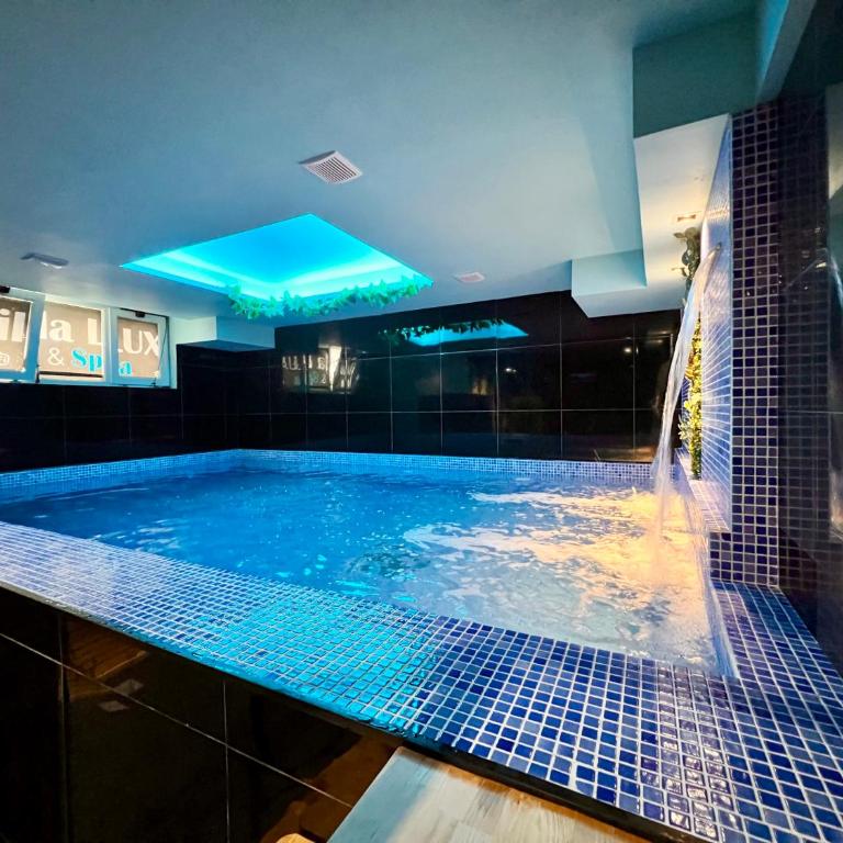 Hotel & Spa Villa Luxe - Triple Room - 15