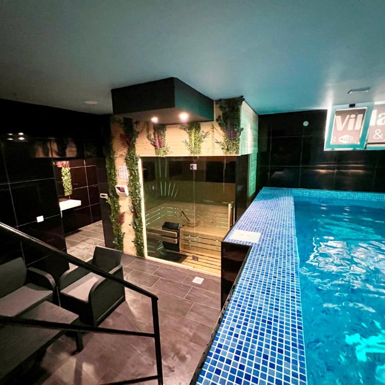 Hotel & Spa Villa Luxe - Triple Room - 3