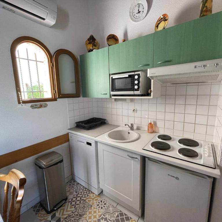 Villa 3 pièces climatisée avec jardin, proche plage, piscine, parking, et animaux autorisés - Saint Cyprien - FR-1-106-32 - Villa - 8