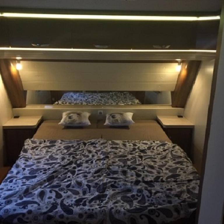 Luxus Wohnwagen Alpenblick - Caravan - 2