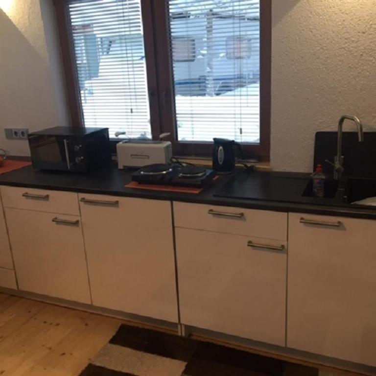 Luxus Wohnwagen Alpenblick - Caravan - 24