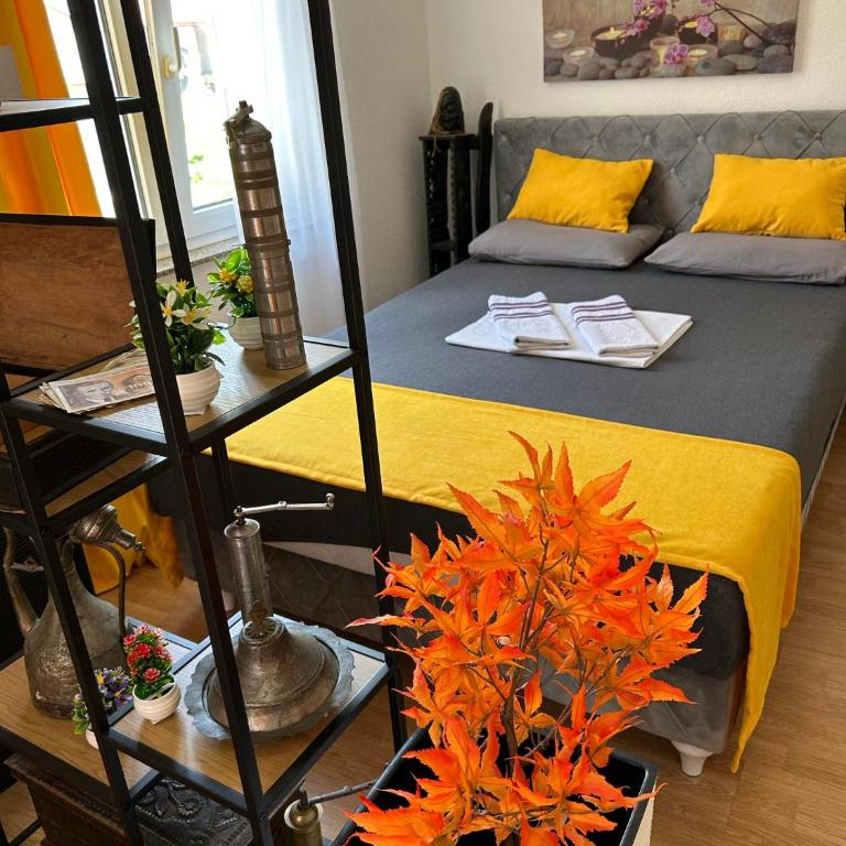 Apartments Mehić - Deluxe Queen Room - 3