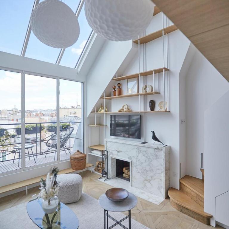 Amazing Loft - Apartment with View and Balcony - 3