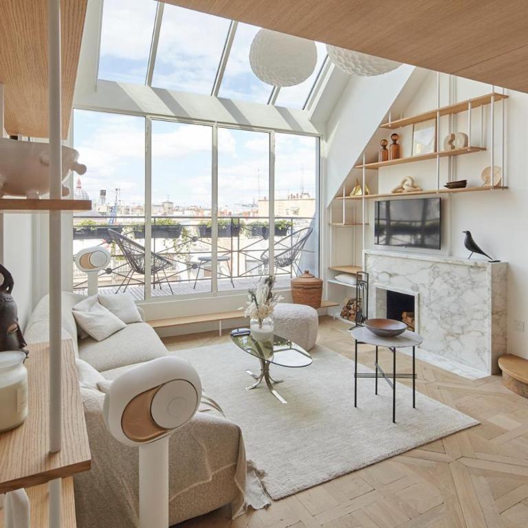 Amazing Loft - Apartment with View and Balcony - 9