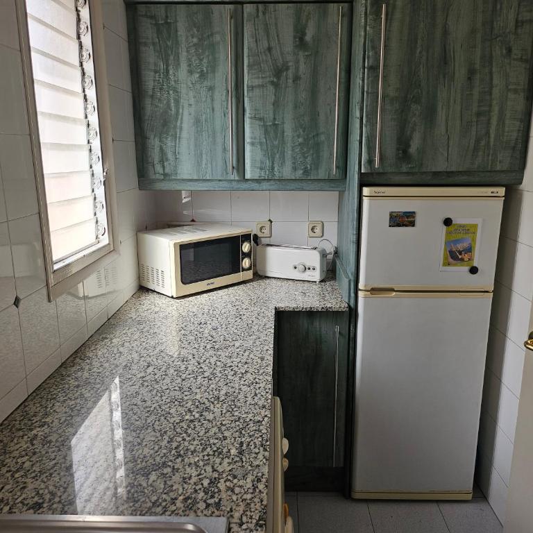Apartaments Sant Jordi Girona 97 - Apartamento Familiar de 2 dormitorios con vistas - 10
