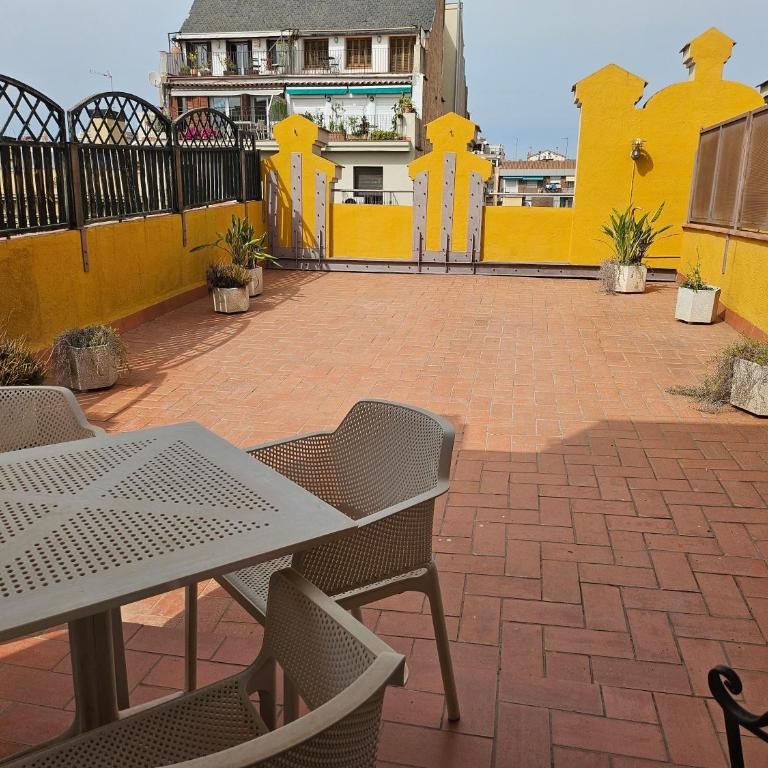 Apartaments Sant Jordi Girona 97 - Apartamento Familiar de 2 dormitorios con vistas - 5