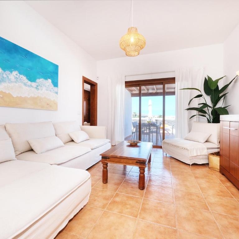Lanzarote Paradise - Private Pool, Air-Con and BBQ By Lanzarote Vacation Homes - Casa - 11