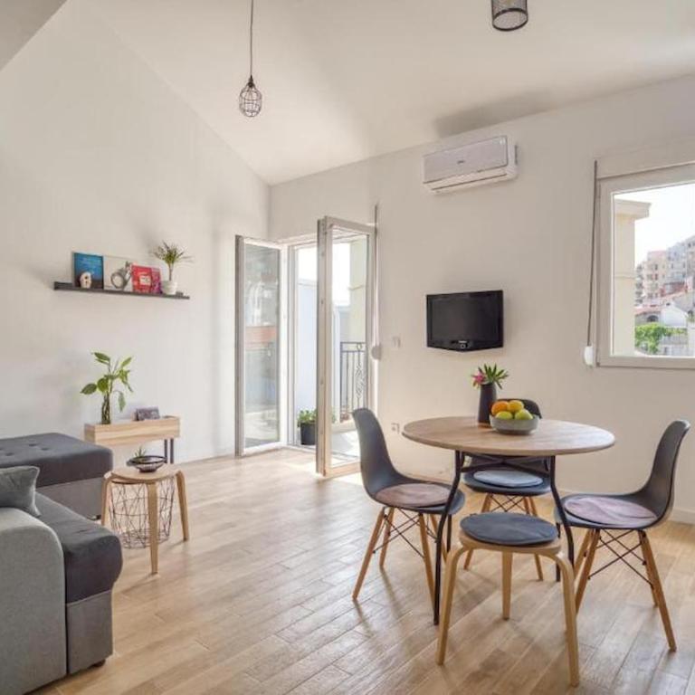 Magi-Family Rooftop Apartment Budva - Apartman sa 2 Spavaće Sobe - 11