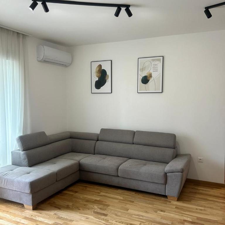 New apartment in Becici - One-Bedroom Apartment with Balcony - 16