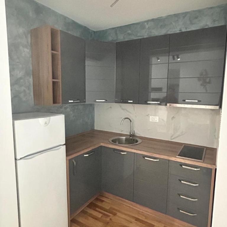 New apartment in Becici - One-Bedroom Apartment with Balcony - 8
