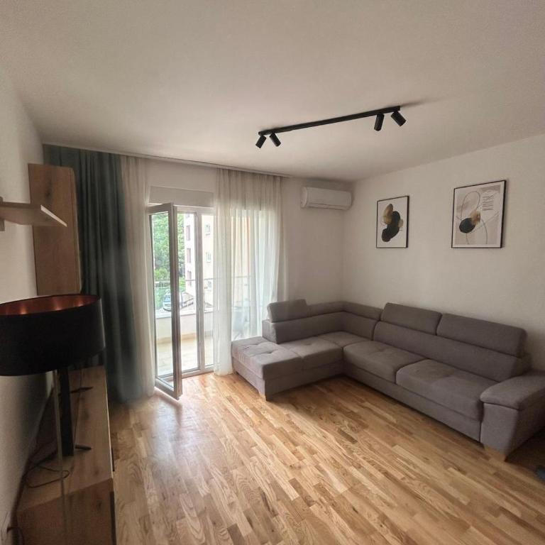 New apartment in Becici - One-Bedroom Apartment with Balcony - 3
