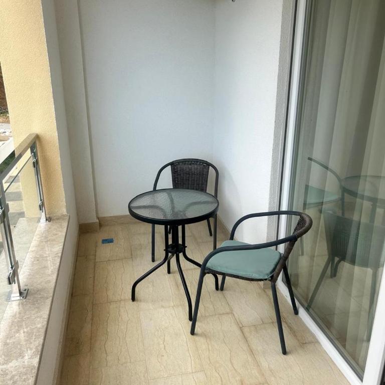 New apartment in Becici - One-Bedroom Apartment with Balcony - 9