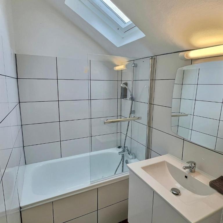 WonderHost, spacieux et atypique en coeur de ville - Appartement 2 Chambres - 10