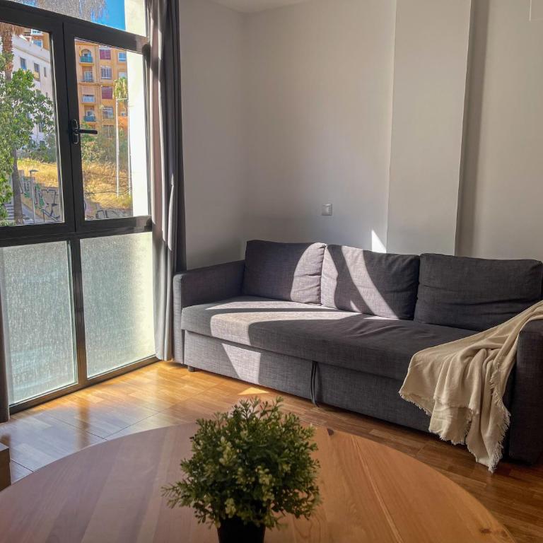 Malaga's Garden - One-Bedroom Apartment - 3