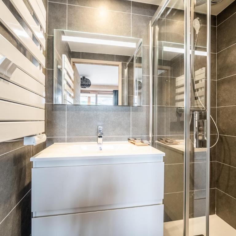 Apartment Tineo Alpe D'Huez - by EMERALD STAY - Appartamento con 3 Camere da Letto - 25