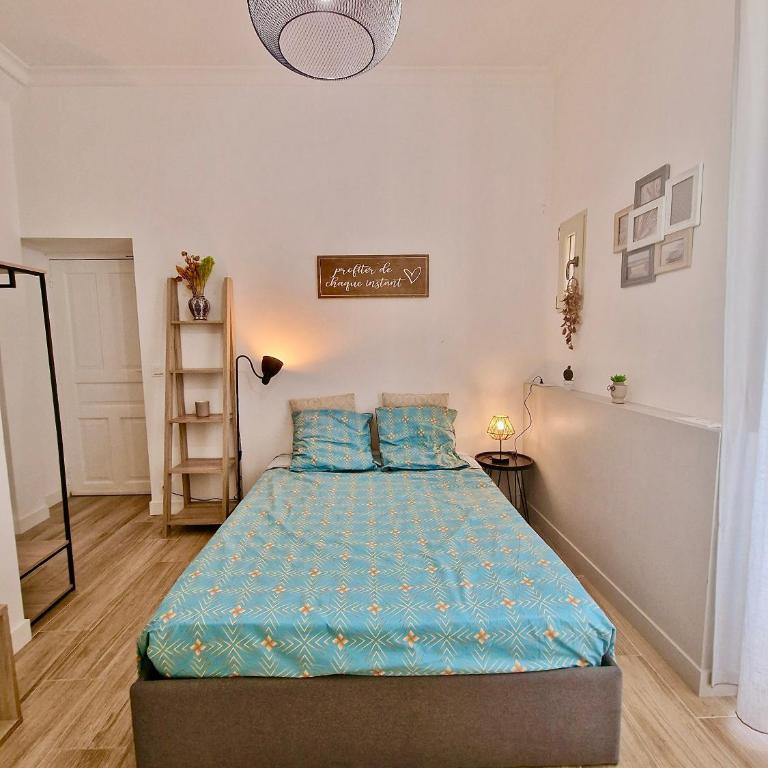 Family Room - Chambre Double avec Salle de Bains Privative - 2