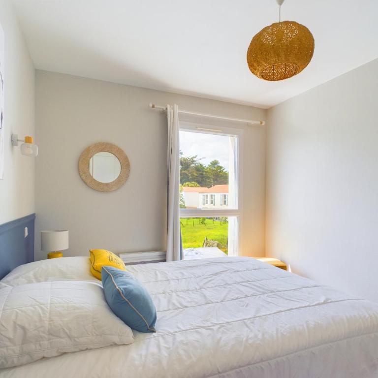 Maison pour 6 adultes,1 enfant - piscine collective - Maison de Vacances - 17