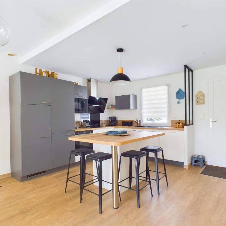 Maison pour 6 adultes,1 enfant - piscine collective - Maison de Vacances - 11