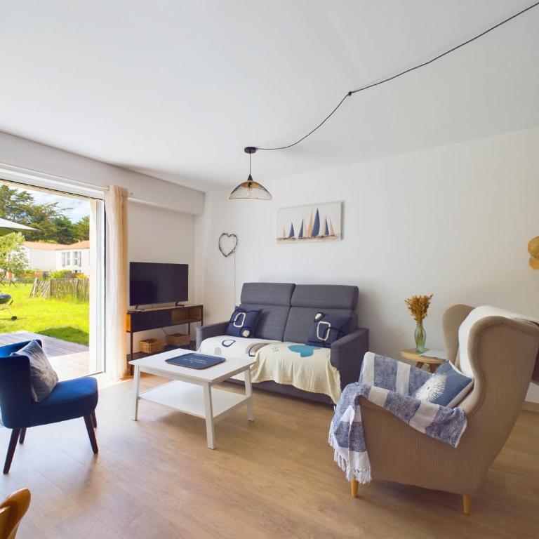 Maison pour 6 adultes,1 enfant - piscine collective - Maison de Vacances - 13