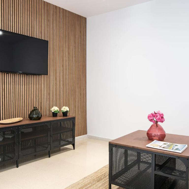 Casa Alba - Two-Bedroom Apartment - 10