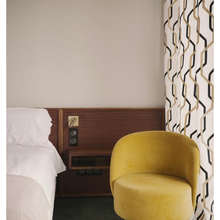 Hôtel Le Versailles - Chambre Triple avec Terrasse - Vue sur Mer - 6