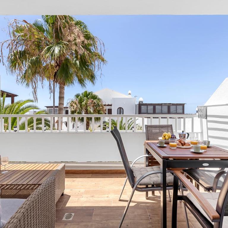 NEW Pools Wonderful Views AC - Apartment with Balcony - 24