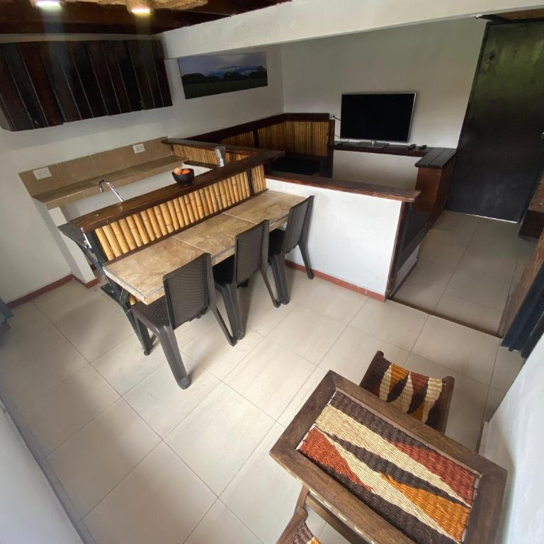 Mini Casa en La Alameda - Two-Bedroom Apartment - 6