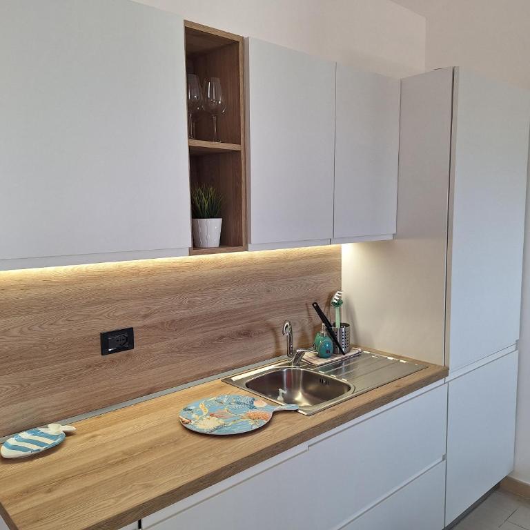 Esperienza Luxury fronte mare con piscina - Apartment with Sea View - 17