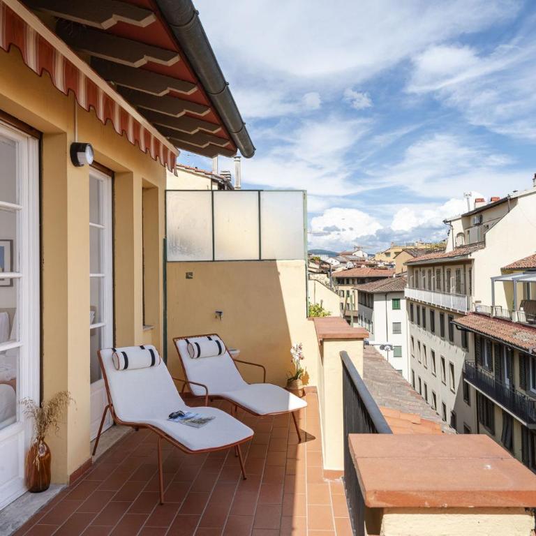Bob W Florence Ponte Vecchio - Signature Penthouse with Kitchen - Balcony - 20