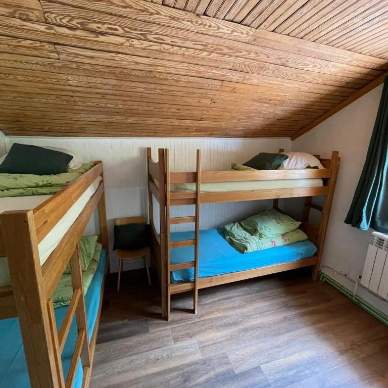 Chambres au CampdeBase - Chambre Quadruple - 3
