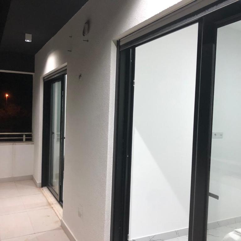 Royal City View Luxury Apartments - Penthouse Apartment - 9