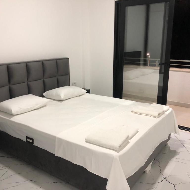 Royal City View Luxury Apartments - Penthouse Apartment - 7