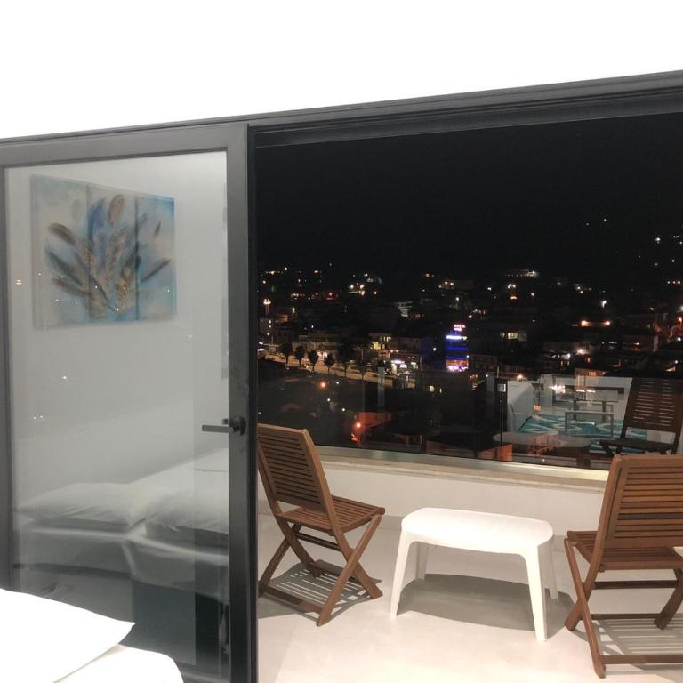 Royal City View Luxury Apartments - Penthouse Apartment - 5