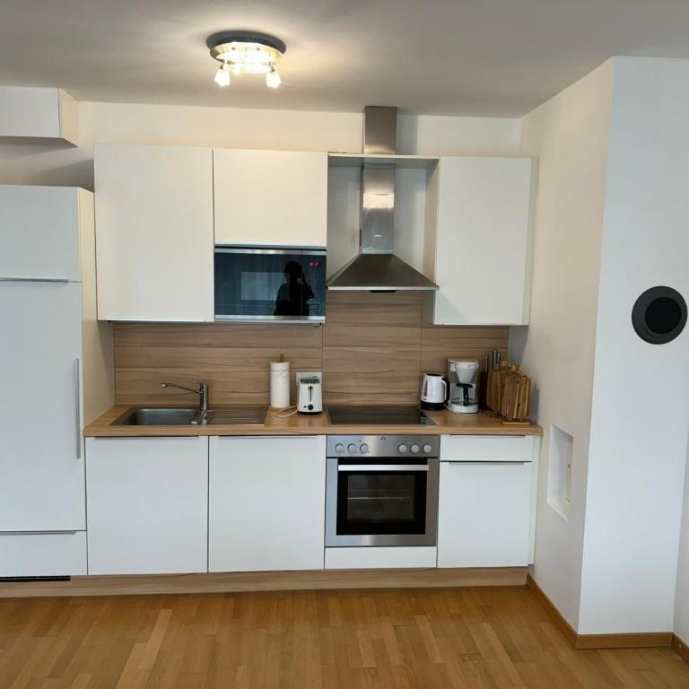 Sonnenalpe Nassfeld Apartment bis 8 Personen direkt an der Skipiste familienfreundlich , Summer World - Apartment mit 3 Schlafzimmern - 6