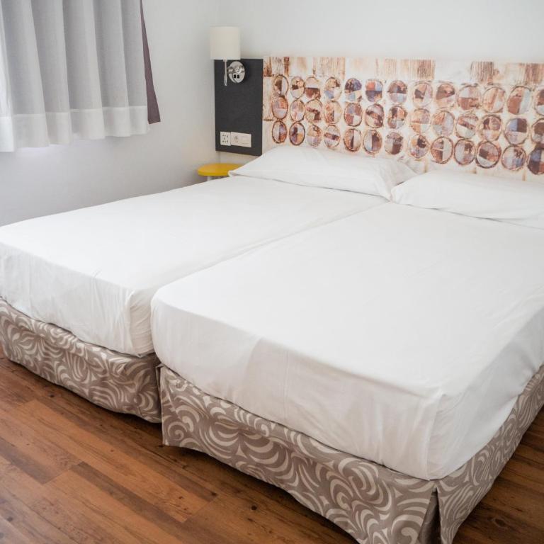 Hotel Plaza Palmeras - Habitación Doble - 2 camas - 3