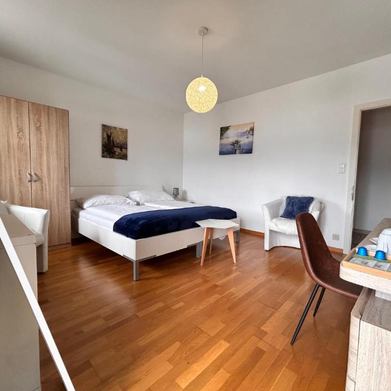 Le Dock - Doppelzimmer mit Seeblick - 11