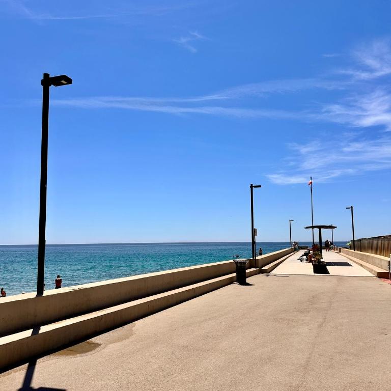 Hostdomus-Acquamarina Suite - Seafront apartment - BIKE ROOM - Appartamento con 1 Camera da Letto - 26