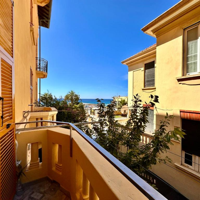 Hostdomus-Acquamarina Suite - Seafront apartment - BIKE ROOM - Appartamento con 1 Camera da Letto - 23