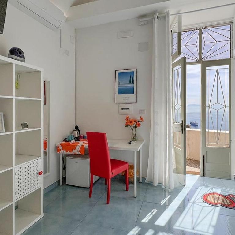 Amalfi Rooms & Suite Duoglio Beach - seaview - King Room with Sea View - 14