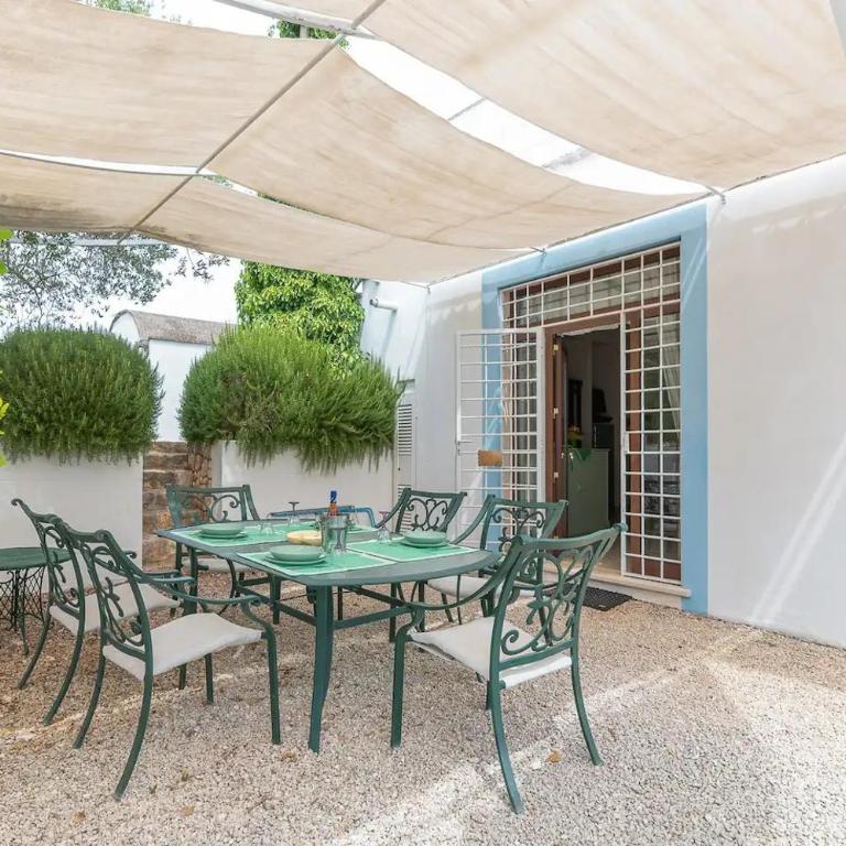 Trulli del '700 Deluxe LA REGINETTA - Five-Bedroom House - 30