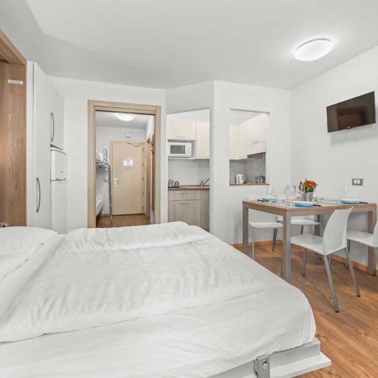 Aparthotel Des Alpes - Monolocale Superior (4 Persone) - 13