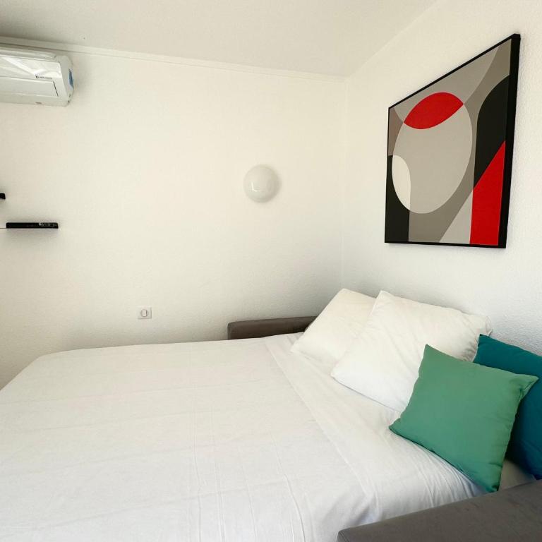 Beach Cannes Bungalows - Holiday Apartments near Cannes - Appartement avec Terrasse - 38